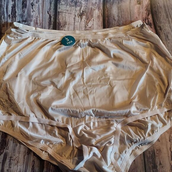 Vanity Fair Beige Underwear 3 Pack - Picture 1 of 3
